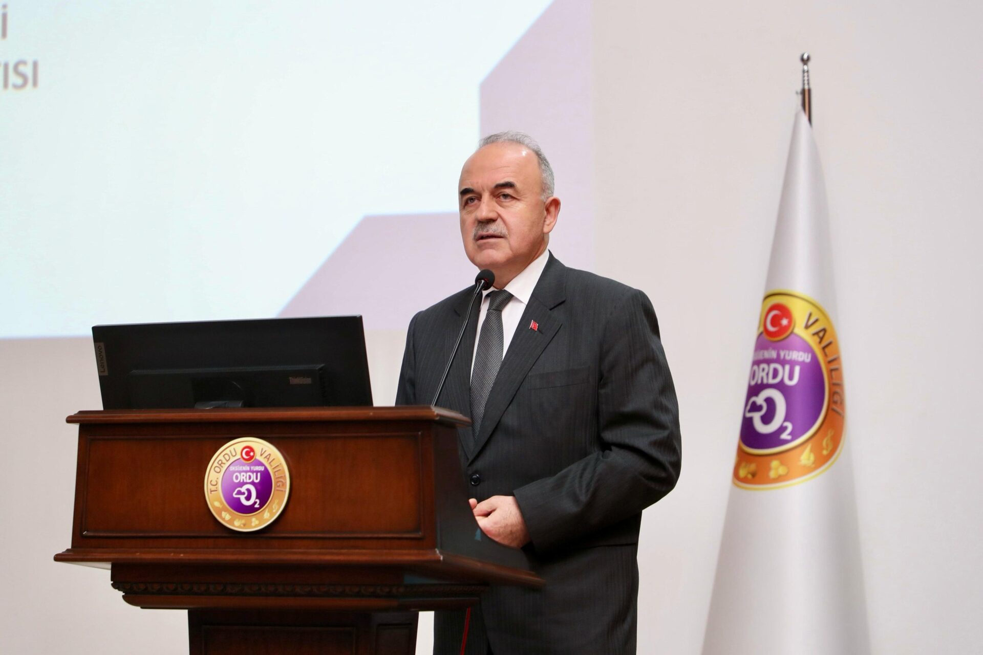 Ordu Valiliği, 2024-2025 eğitim yılı ikinci dönem tedbirlerini değerlendirdi.
