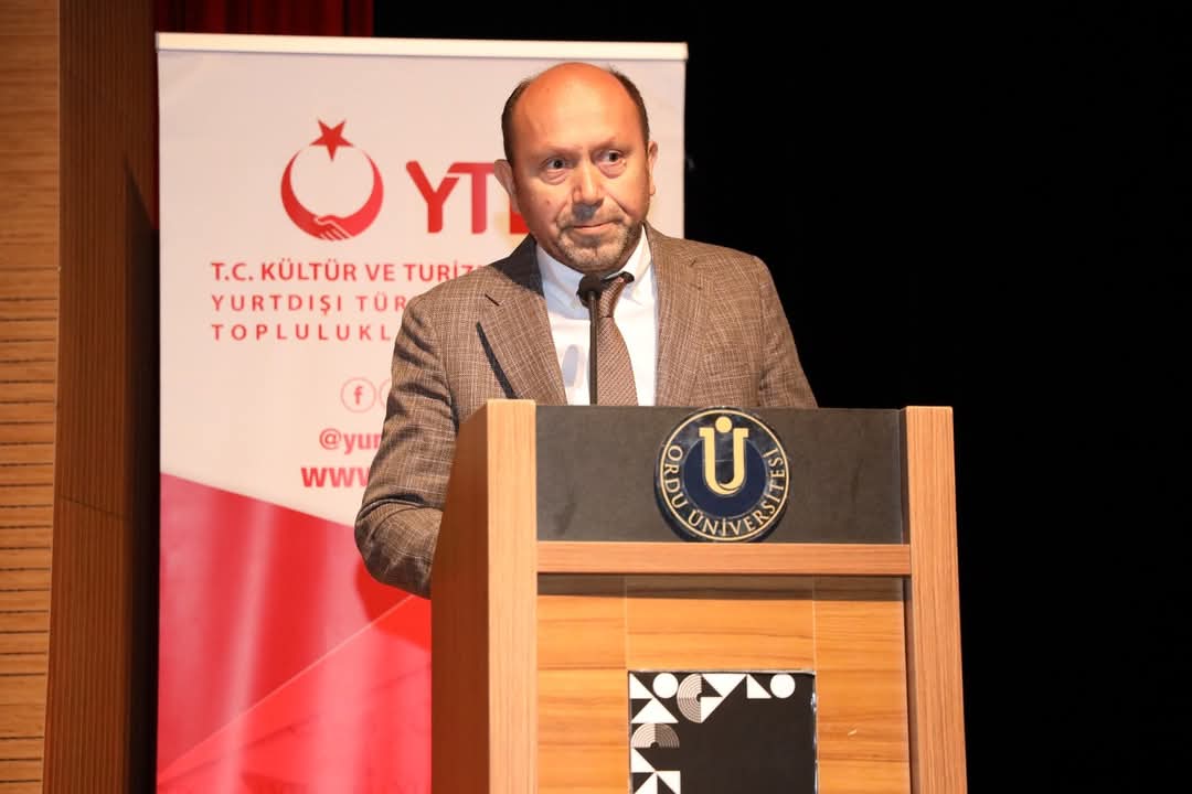 Türkçe Öğretimi Uygulama ve Araştırma Merkezi Müdürü Prof. Dr. İlker Aydın