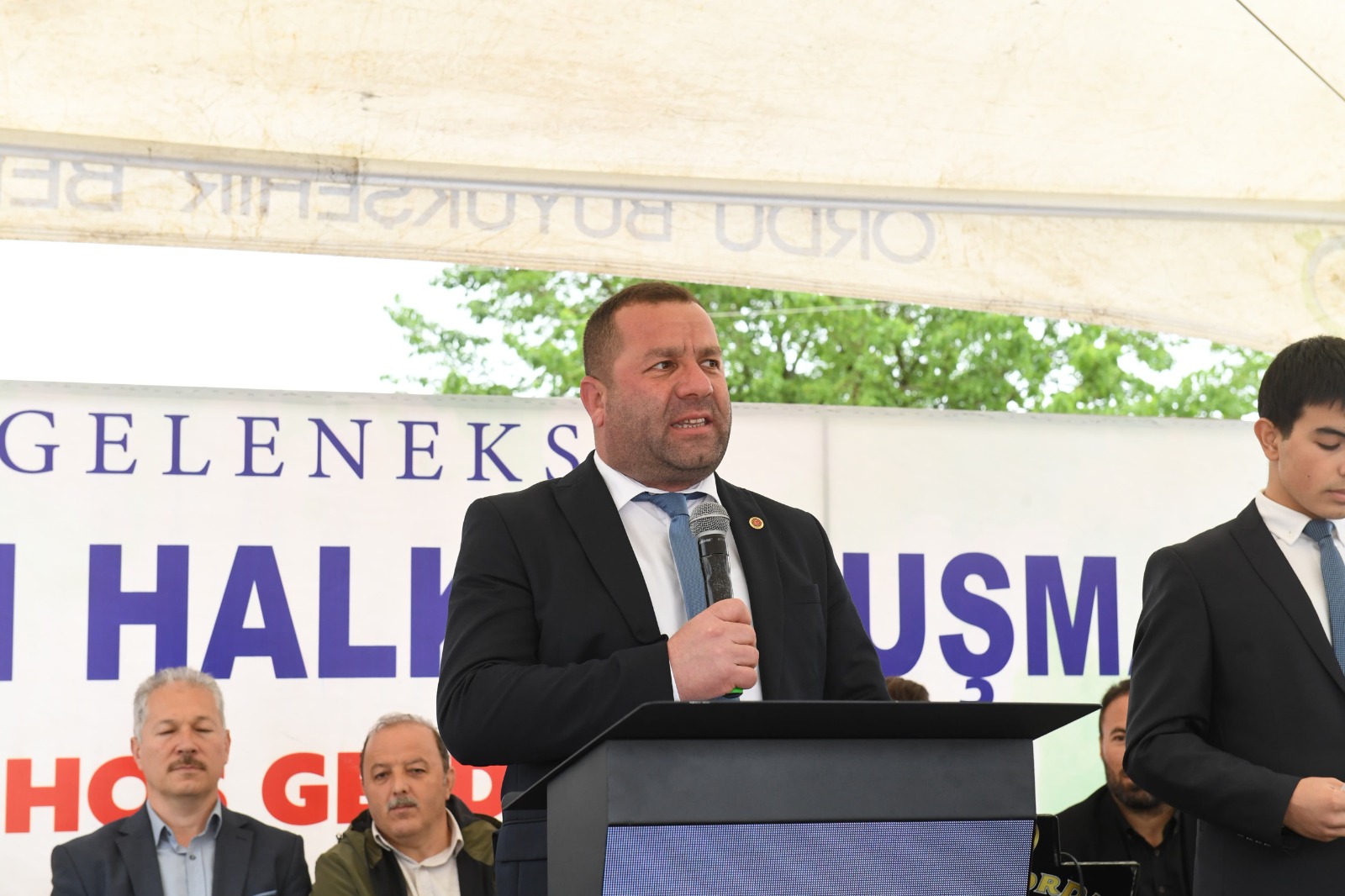 Mahalle muhtarı Ercan Çavaş