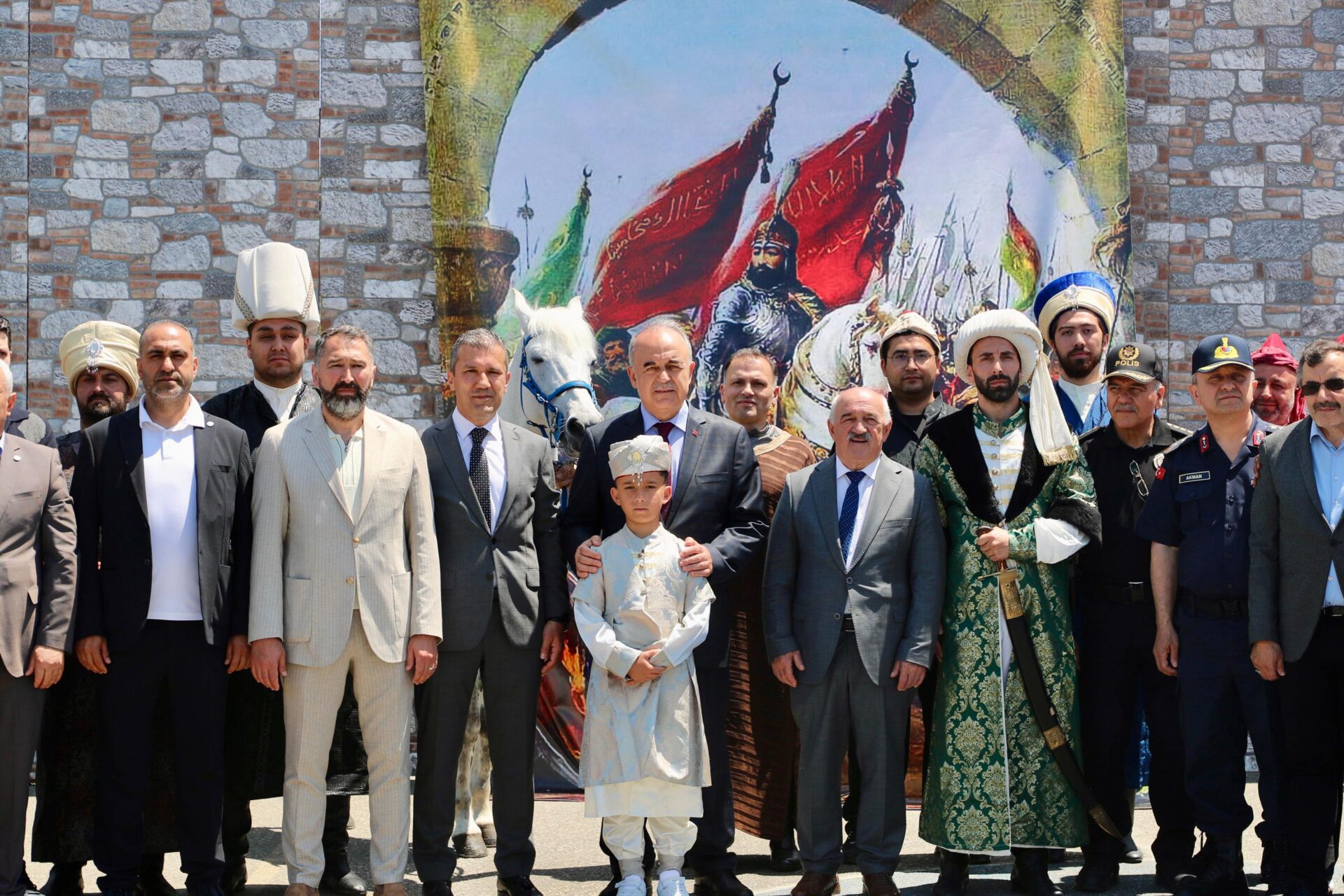 İstanbul’un fethi kutlamalarında Vali Muammer Erol