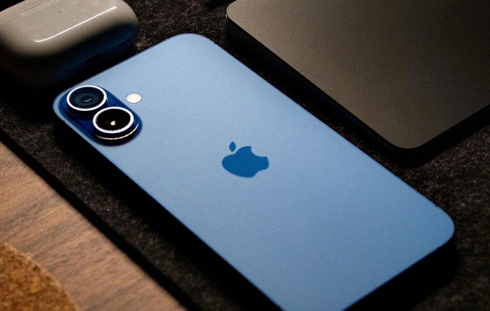 Apple iPhone 16e düşük satış grafiği – bütçe modellerde hayal kırıklığı