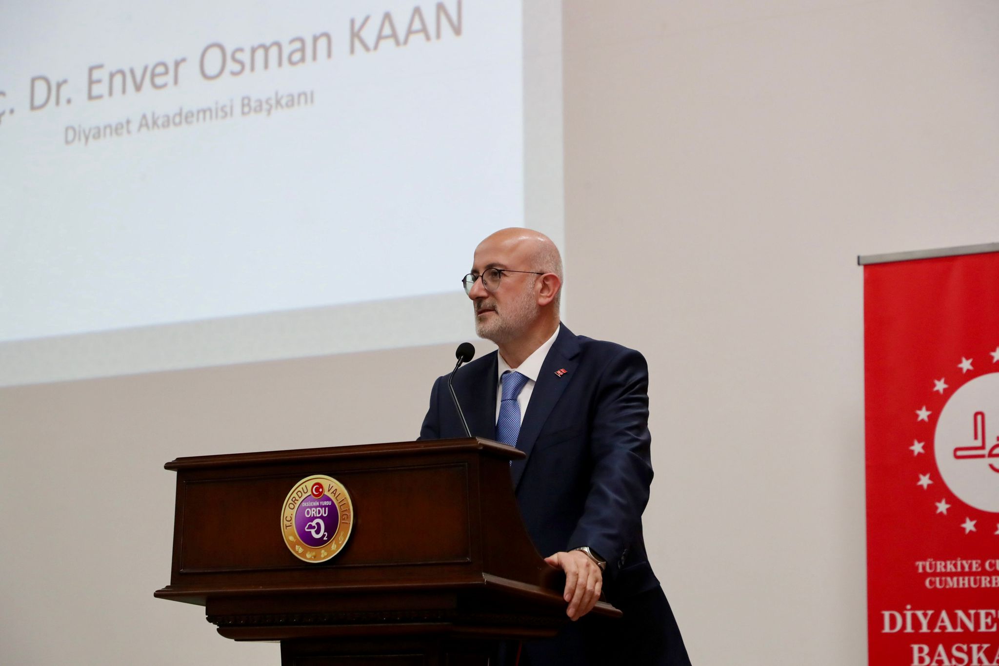 Diyanet Akademisi Başkanı Doç. Dr. Enver Osman Kaan