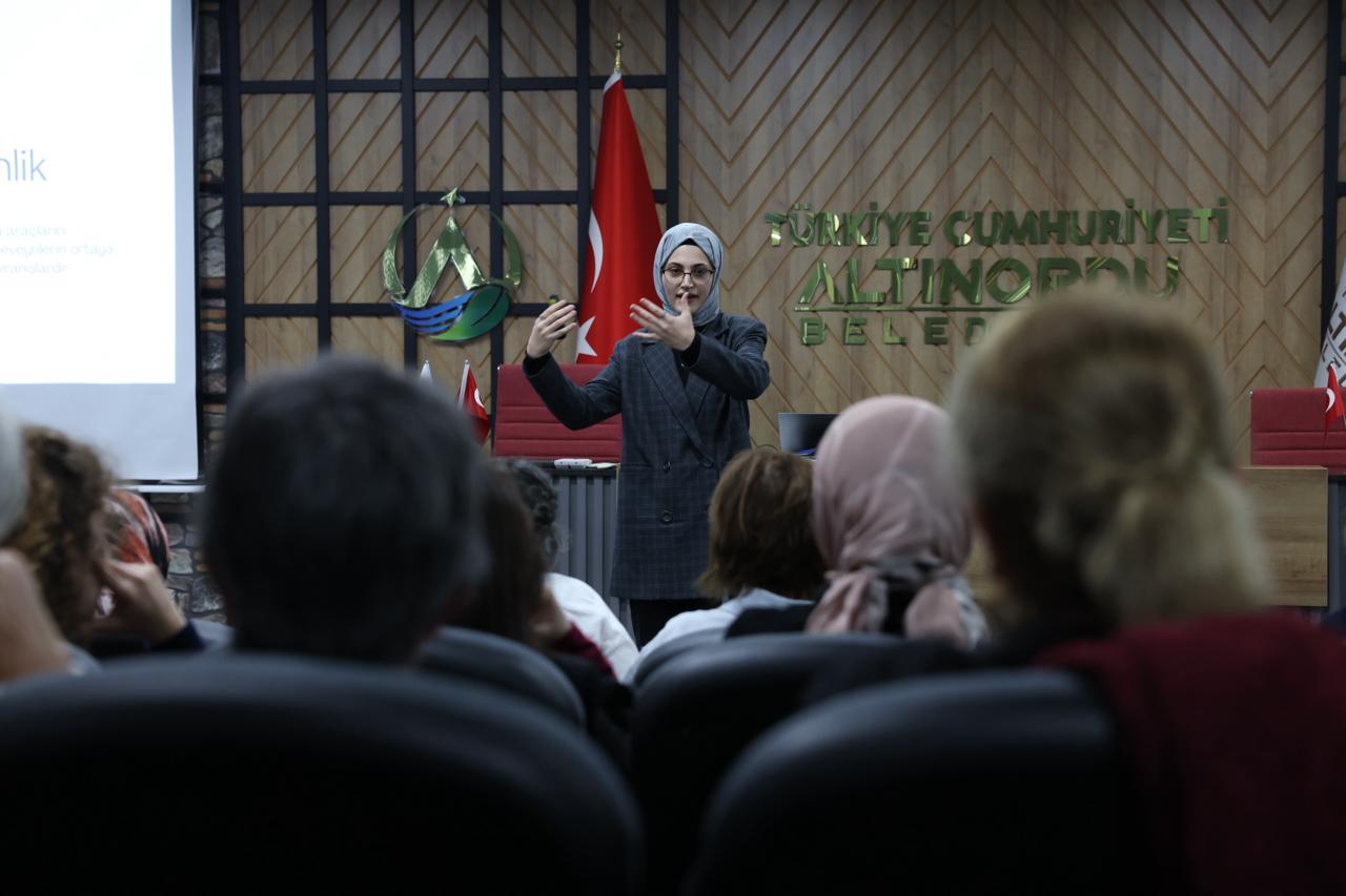 Psikolog Rabia Tuğçe Şengül