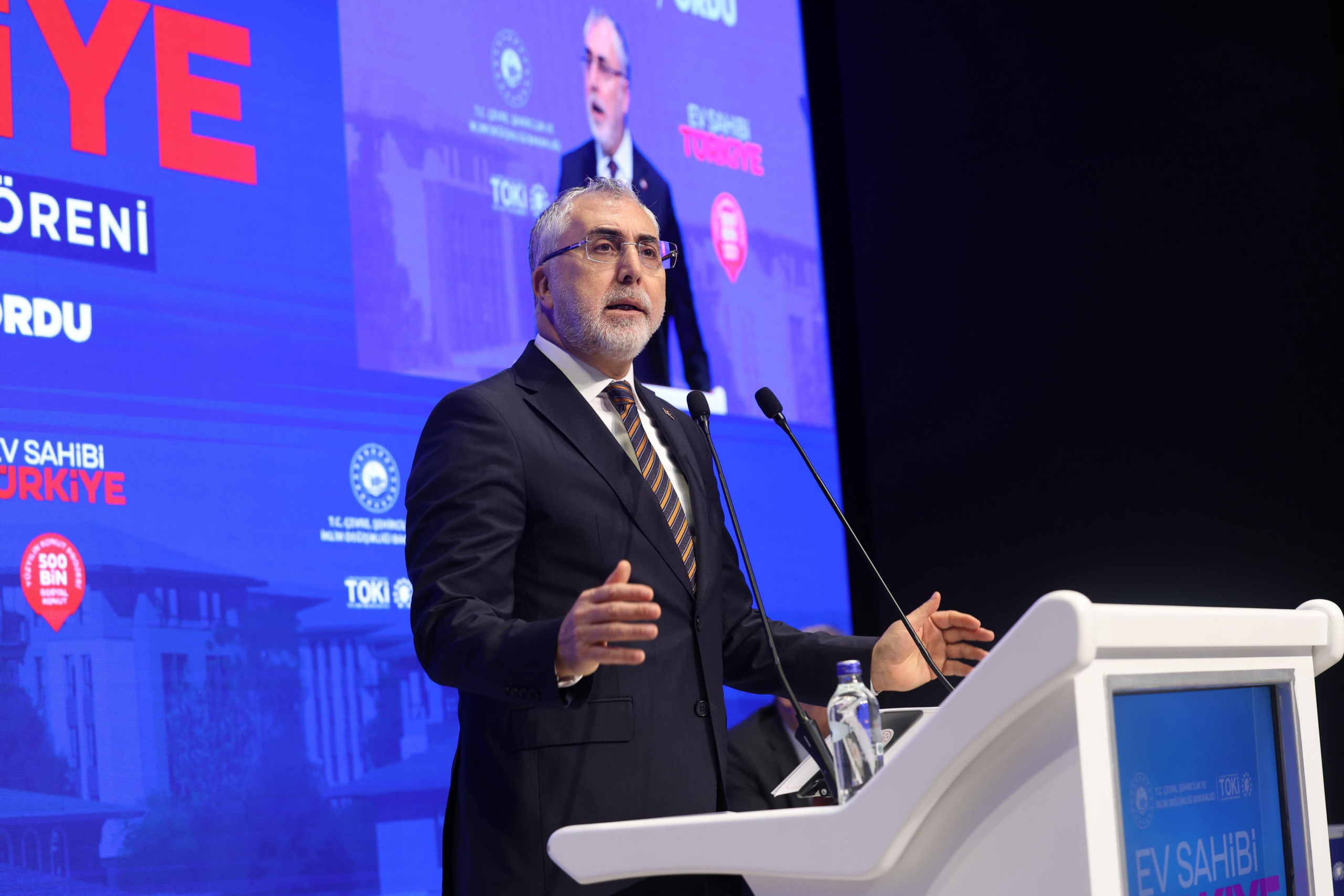 Çalışma ve Sosyal Güvenlik Bakanı Vedat Işıkhan