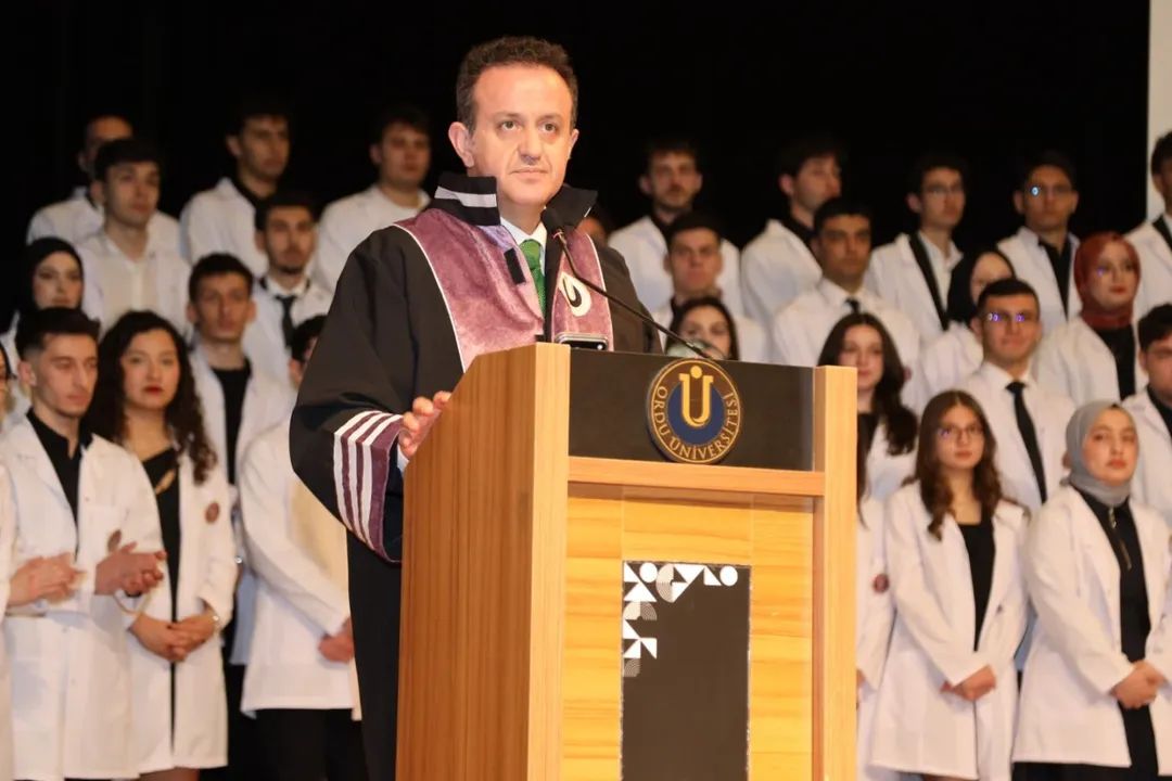 Ordu Üniversitesi Rektör Yardımcısı ve Tıp Fakültesi Dekanı Hakan Timur